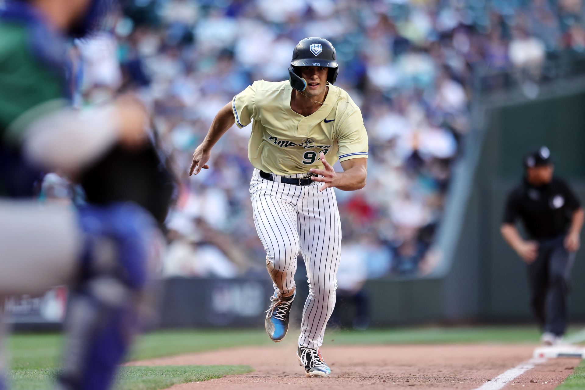 Yankees Prospect Spencer Jones (Image via Getty)