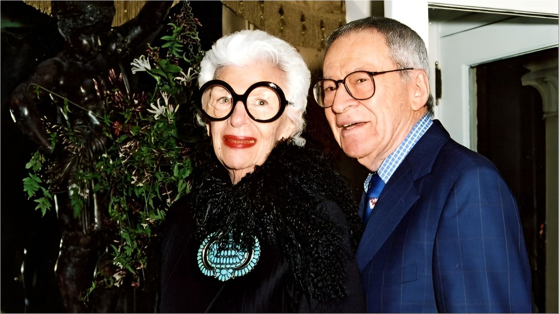 Iris Apfel was married to Carl Apfel since 1948 (Image via iris.apfel/Instagram)