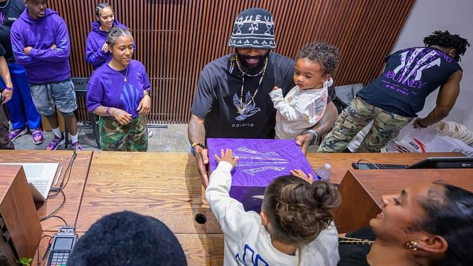 WATCH: Heartwarming moment as Kyrie Irving sells first pair of ANTA KAI 1 to son
