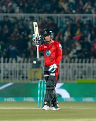 Rassie van der Dussen in action (credits: X / lahoreqalandars)