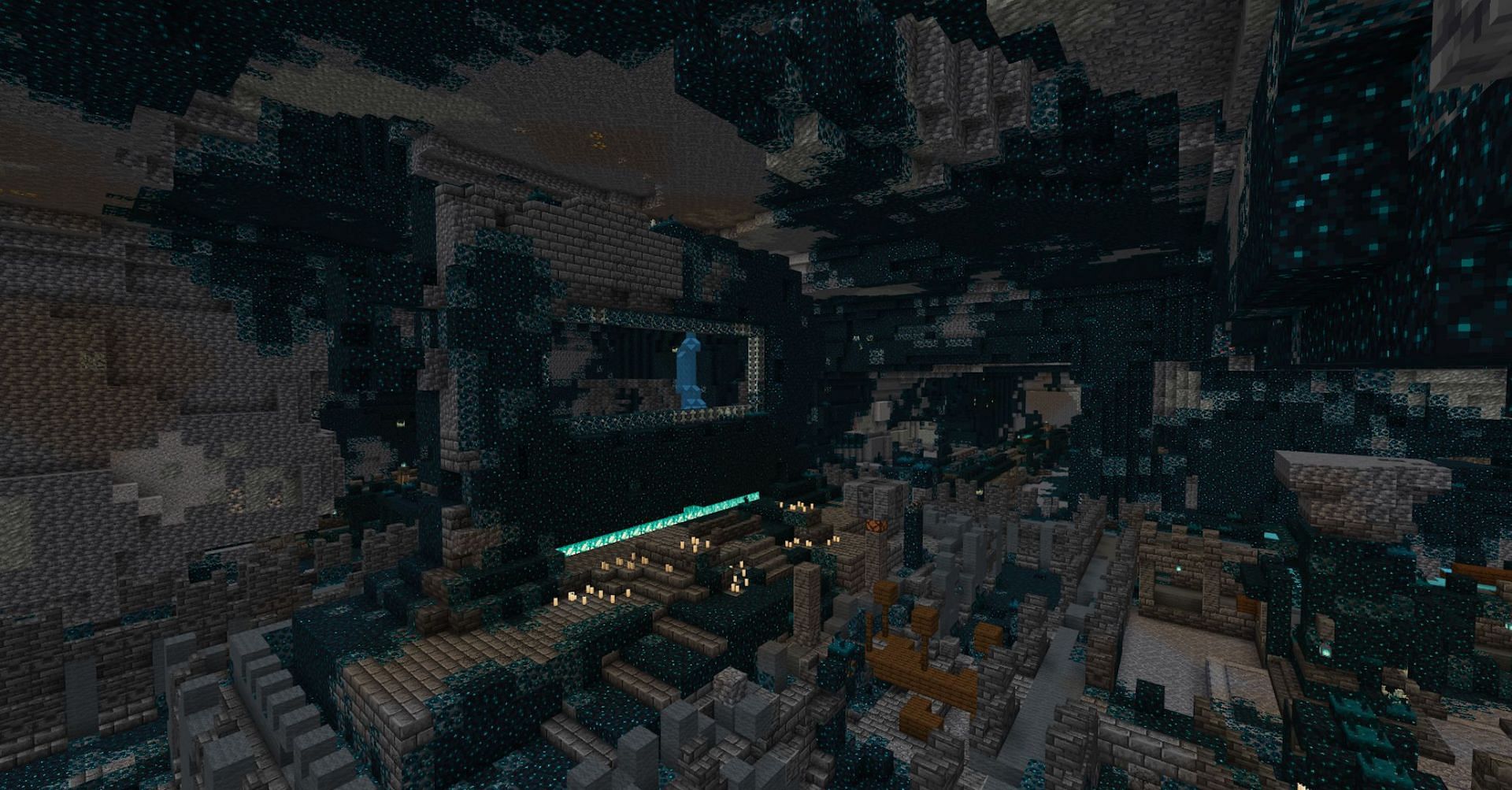 All ancient cities feature a large portal near the center (Image via Mojang)