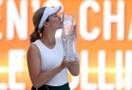 Danielle Collins celebrates with the trophy at the 2024 Miami Open - Getty Images