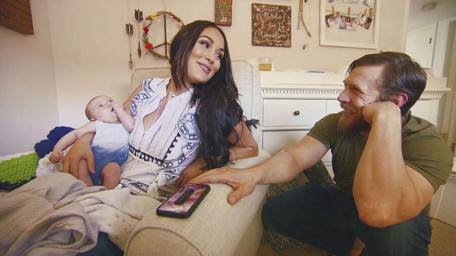 Daniel Bryan has sad news for Brie Bella and baby Birdie: Total Divas, Nov.  1, 2017 | WWE