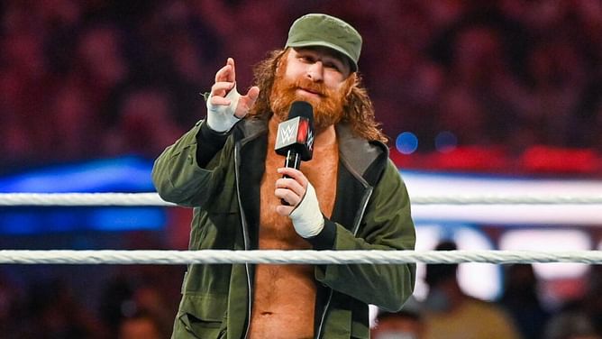 Former champion sends five-word message to Sami Zayn following WWE RAW