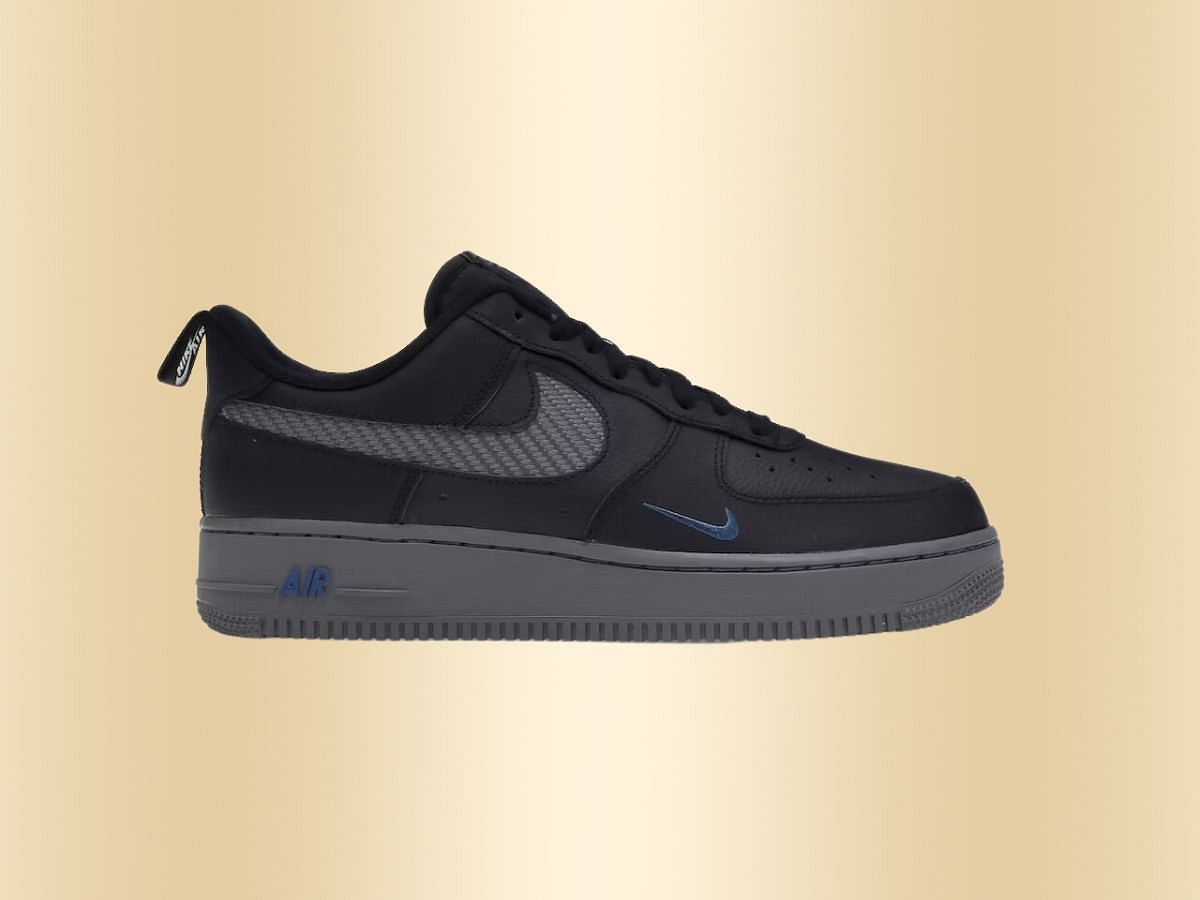 Nike Air Force 1 Low &quot;Black Royal Carbon Fiber&quot; (Image via StockX)