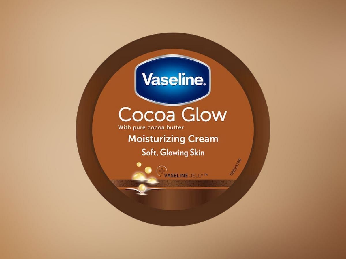 Vaseline Cocoa Glow Moisturizing Cream (Image via Vaseline)