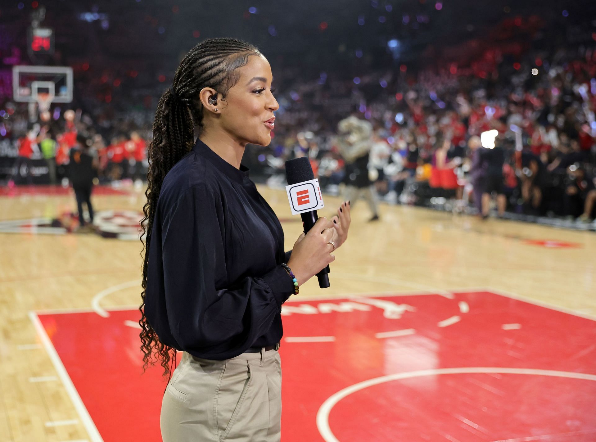 Is Andraya Carter married? Exploring the personal life of the ESPN's College basketball analyst