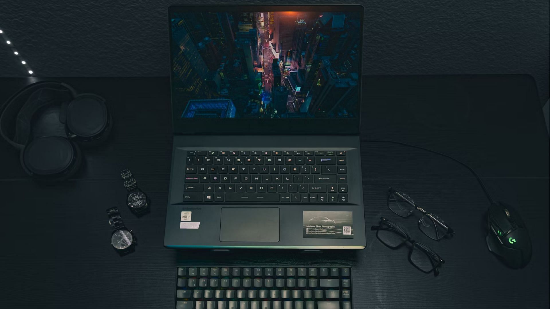 Is a gaming laptop worth buying over a desktop? (Image via Unsplash/Mahavir Shah)