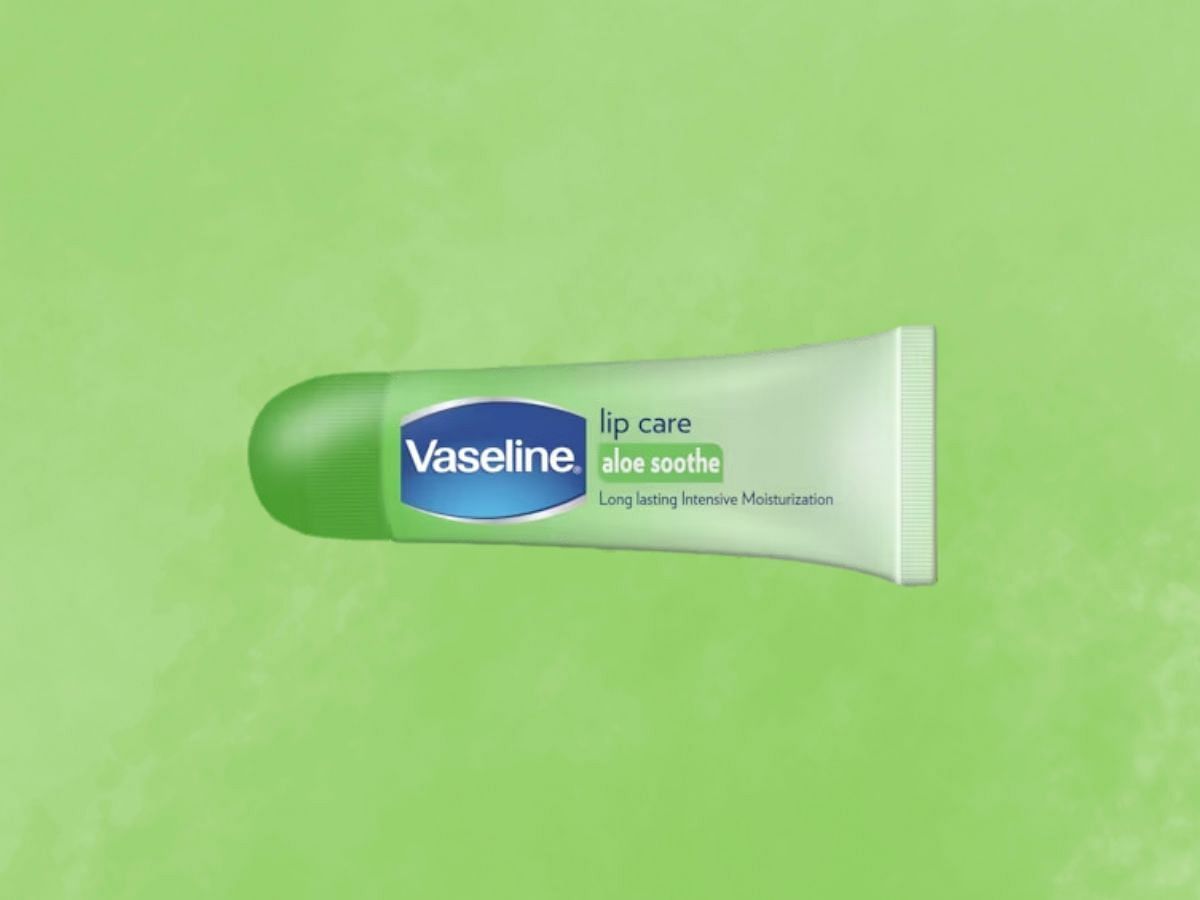 Vaseline lip care aloe soothe (Image via Vaseline)