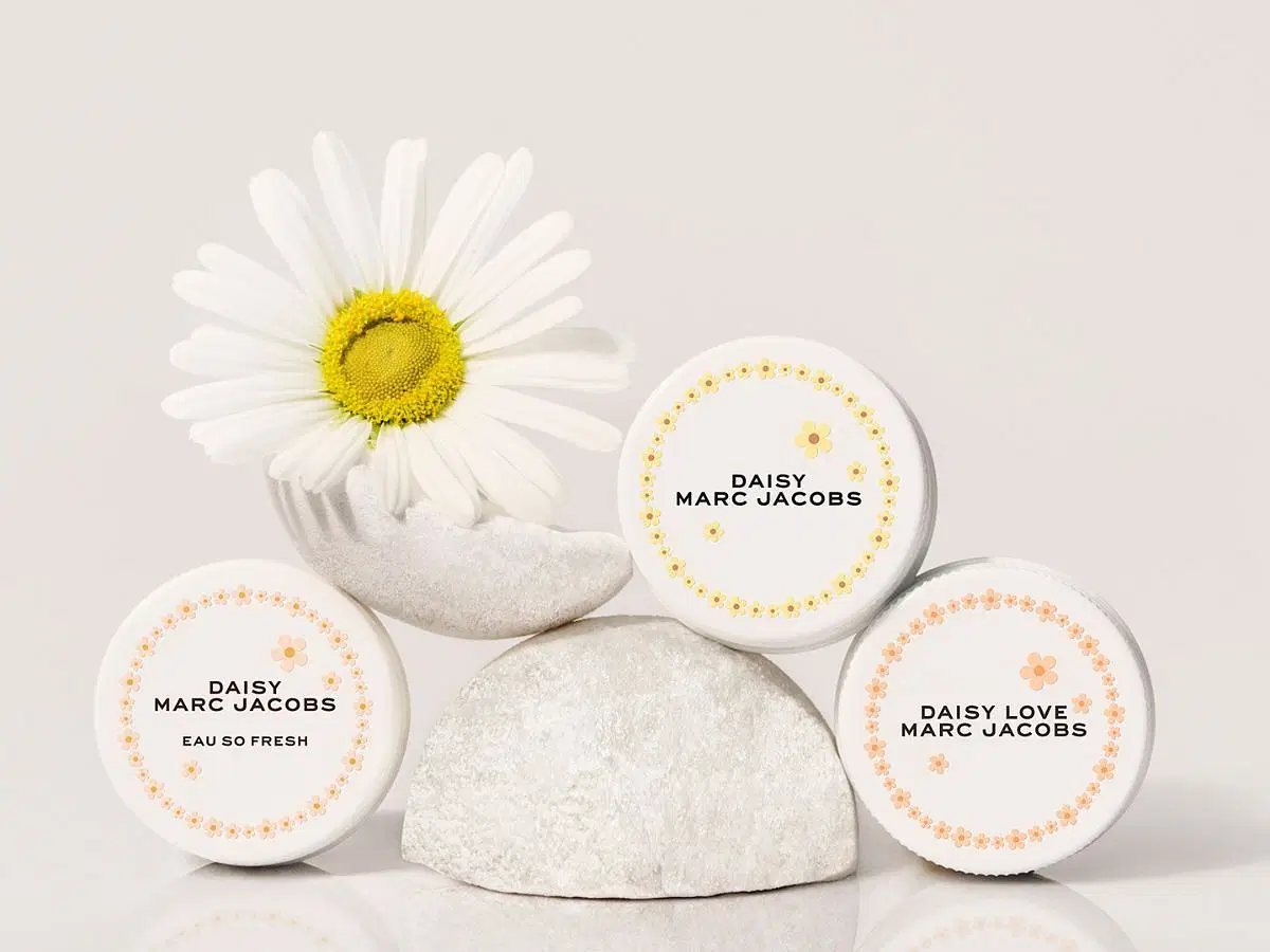 Marc Jacobs Daisy Drops perfume capsules (Image via marcjacobsfragrances.com)