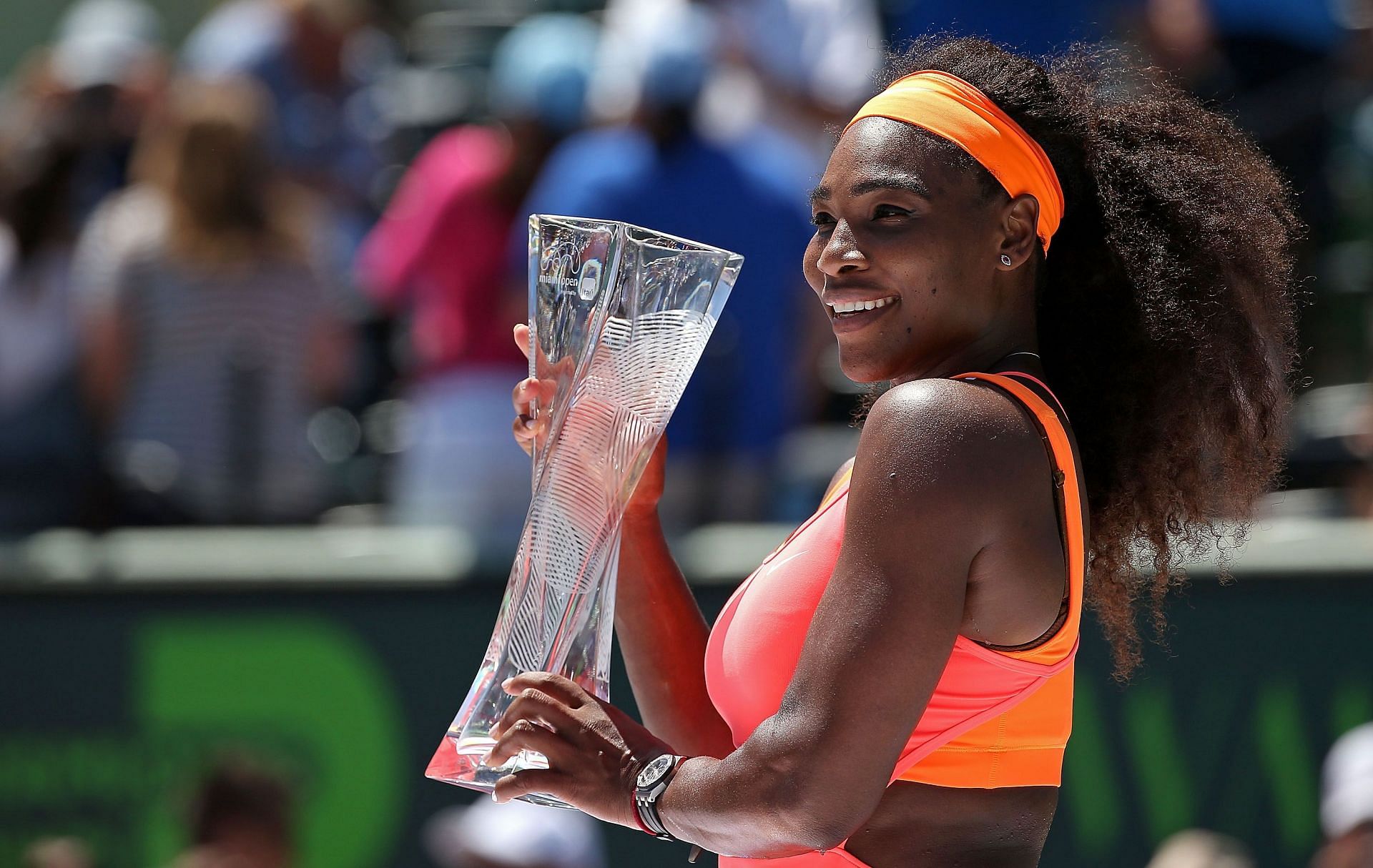 Serena Williams pictured with her last Miami Open trophy in 2015