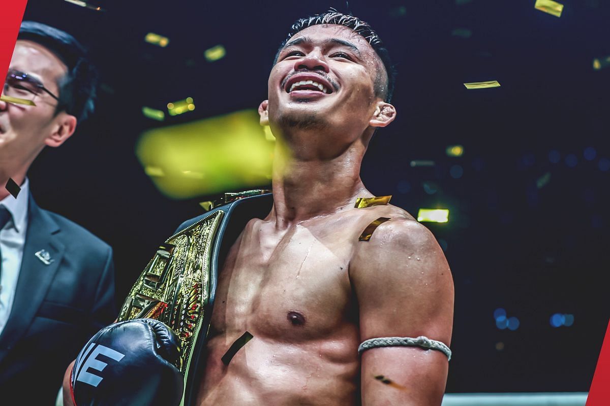 Superlek secured the win in Japan