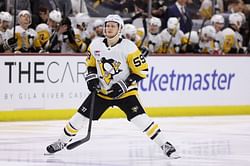 NHL Trade Rumors: Insider claims Golden Knights "aggressively" looking for wingers, Jake Guentzel move on the cards
