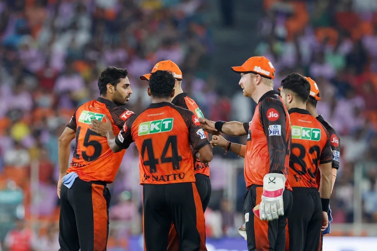 Bhuvneshwar Kumar and T Natarajan are two of the Indian seamers in the SunRisers Hyderabad bowling attack. [P/C: iplt20.com]