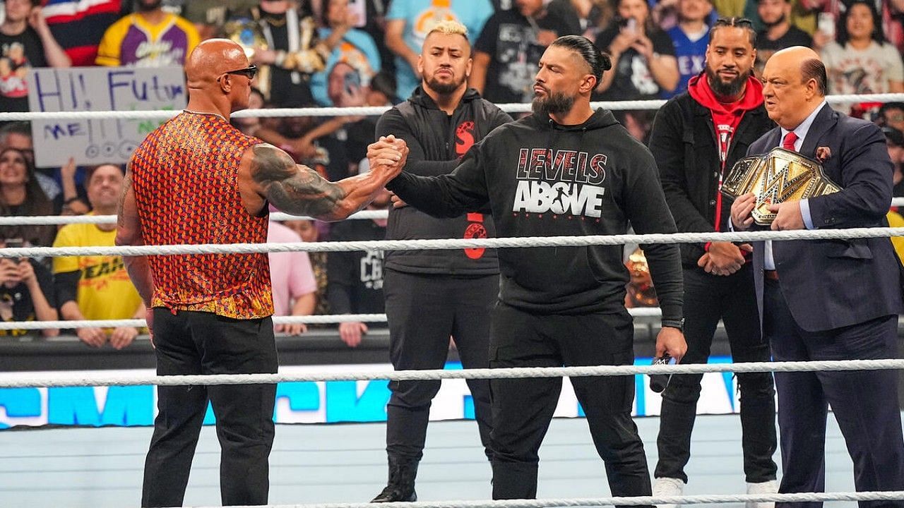 WWE SmackDown में ब्लडलाइन के सैगमेंट का एक दृश्य 