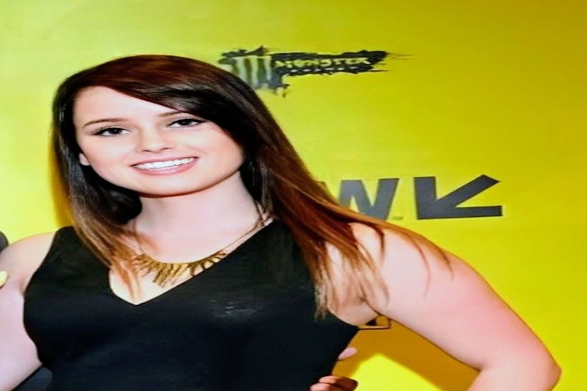 Who is Xavier Woods Wife, Jess Watson?