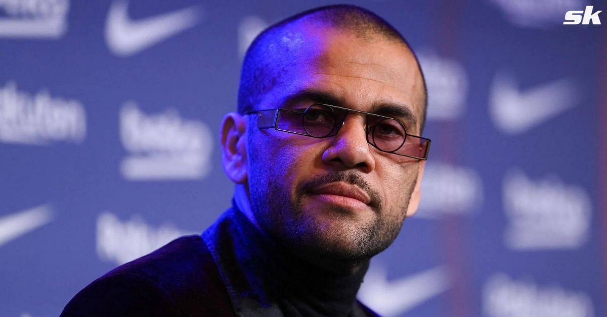 Alves was spotted enjoying until late in the night.