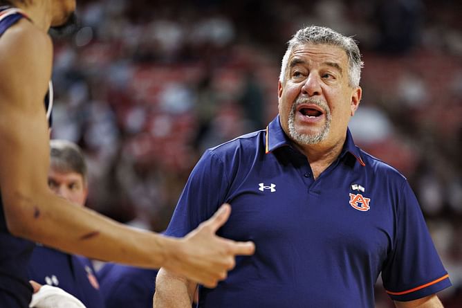 WATCH: Emotional Bruce Pearl stutters recalling his dad after Auburn's 86-67 victory in SEC championship game