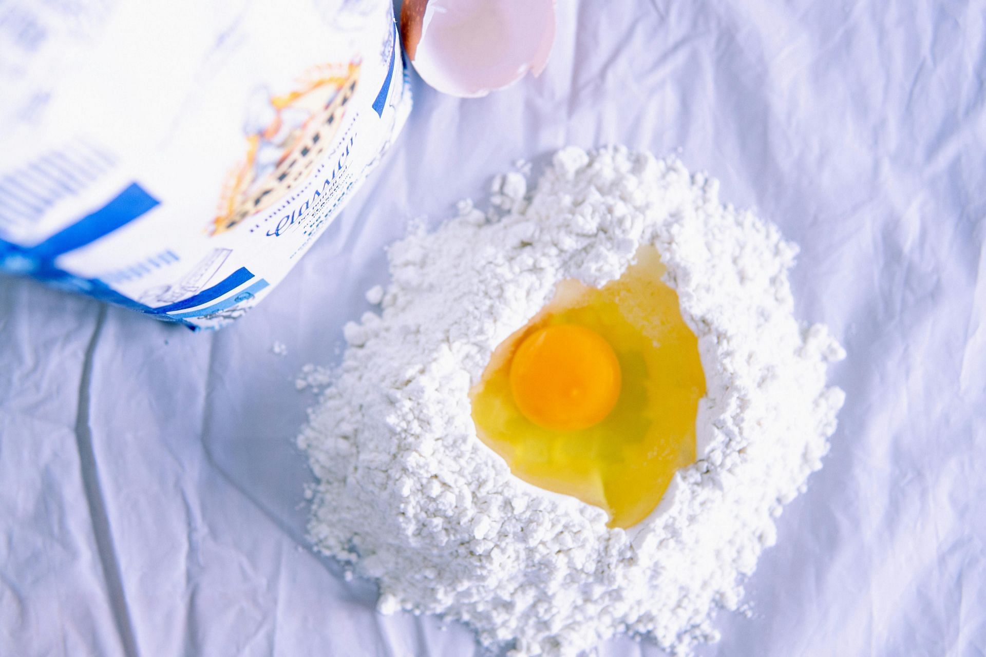 The healthiest flour alternatives (image sourced via Pexels / Photo by elle hughes)