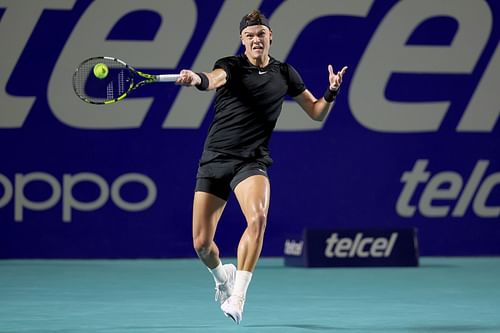 Holger Rune in action at the Mexican Open