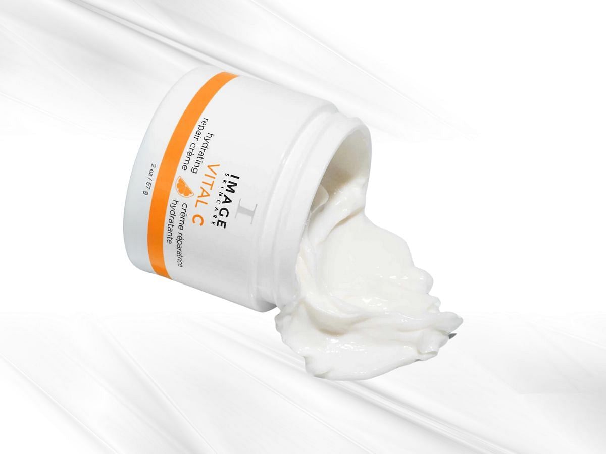 Image skincare vital C hydrating repair cr&eacute;me (Image via Image Skincare)