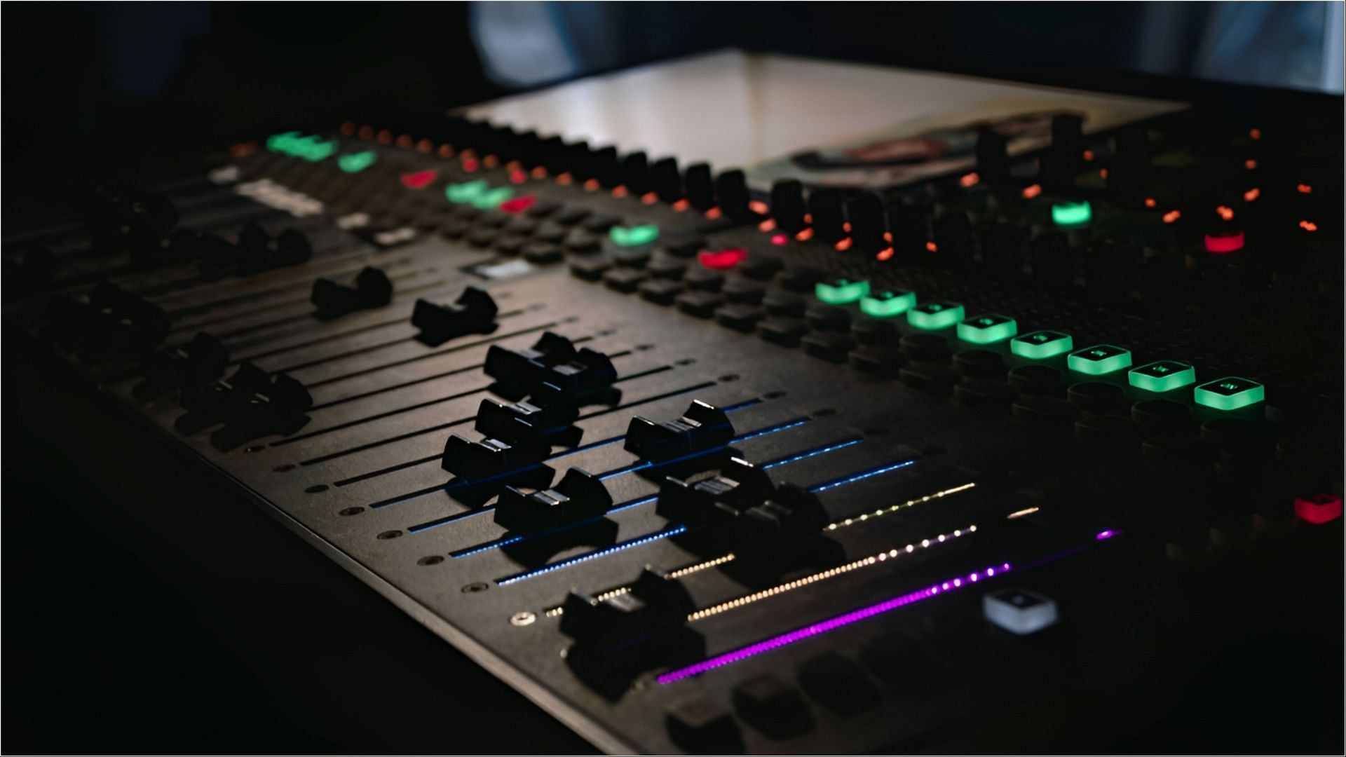 A sound engineer has died at his home as revealed by his sister (Representative image via Unsplash)