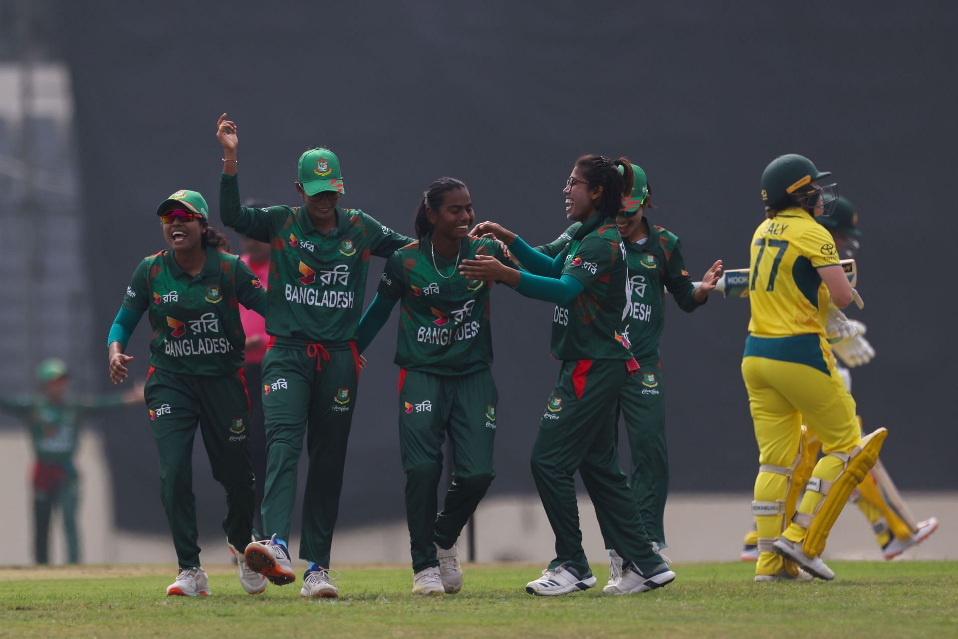 Bangladesh v Australia - Women&#039;s ODI Series: Game 1