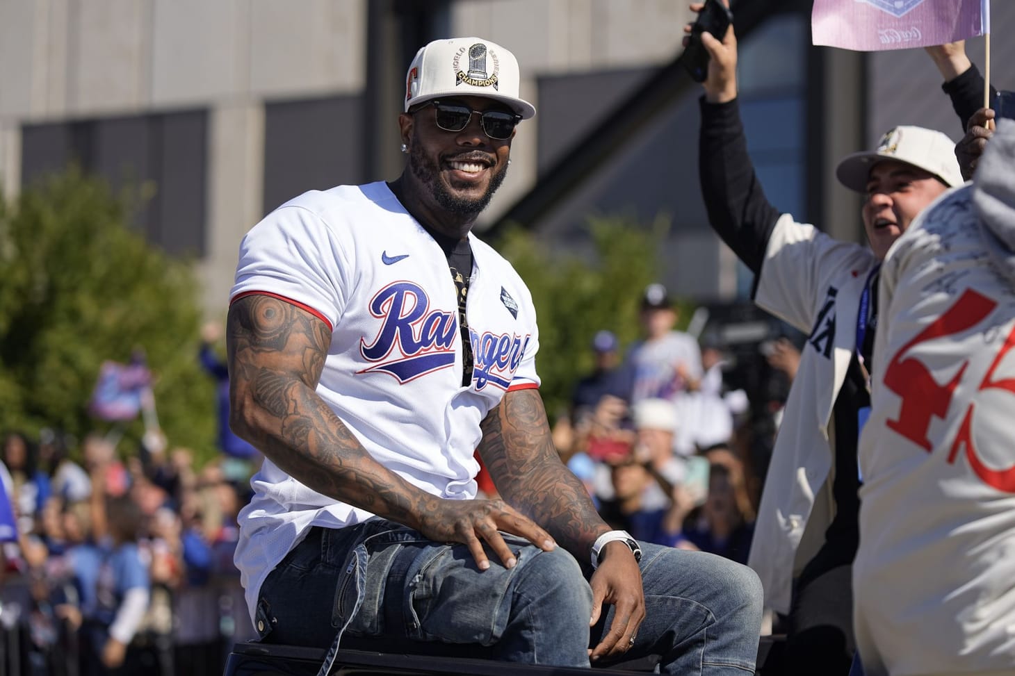 "He will always be a disgusting person" - Aroldis Chapman sparks