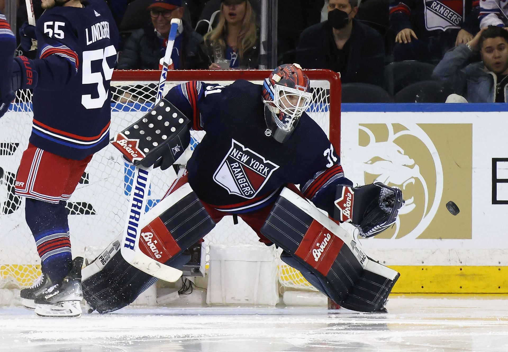 New York Rangers clinch first playoff spot after 6-5 OT win over Flyers