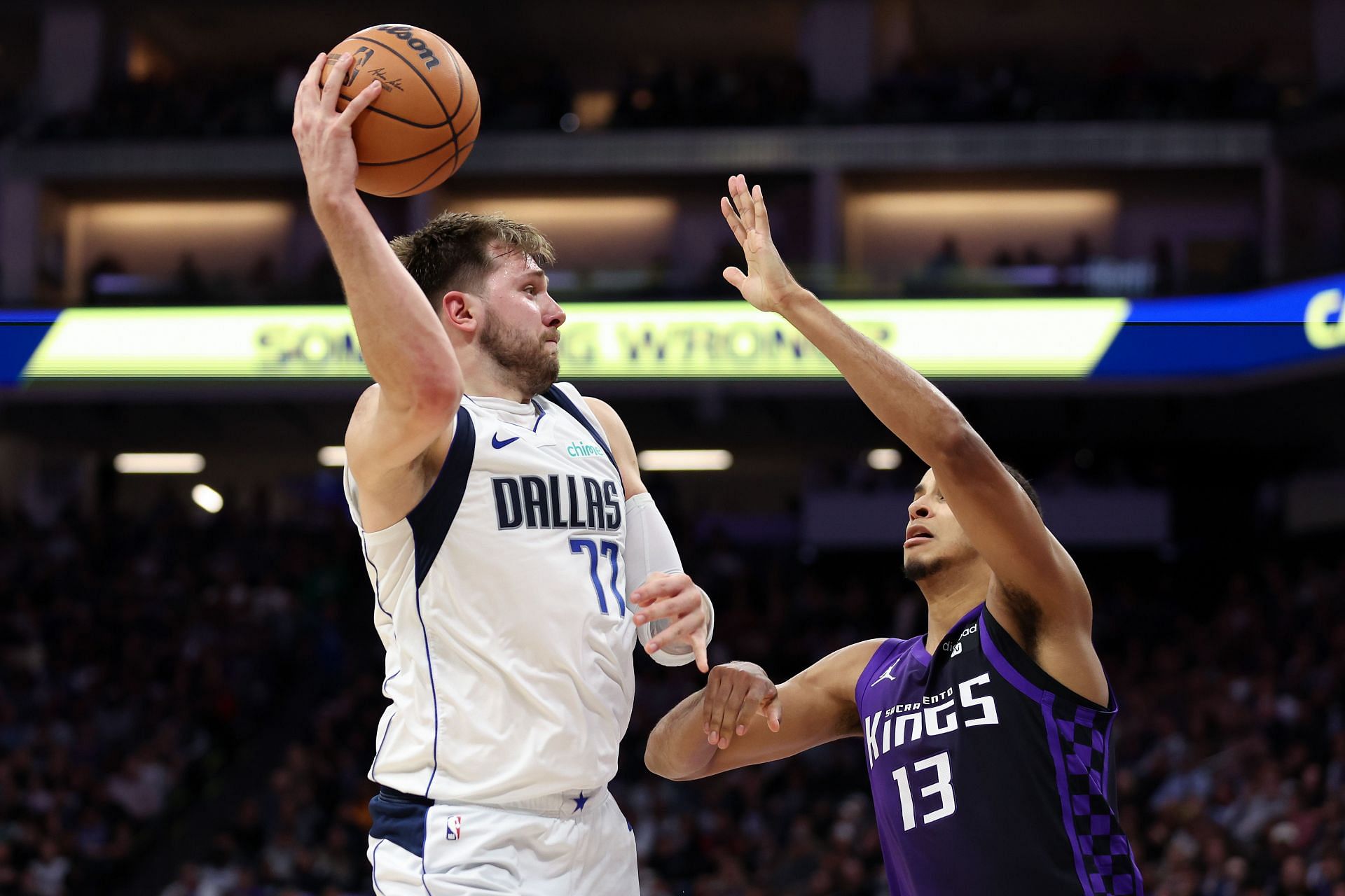 Dallas Mavericks v Sacramento Kings