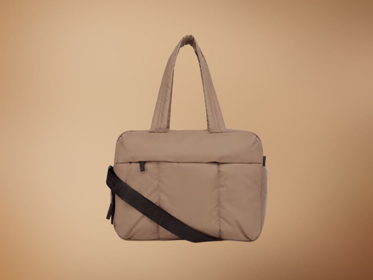 Calpak Luka Duffel Bag (Image via Calpak)