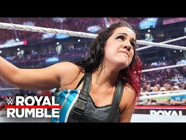WWE legend expresses desire to wrestle Bayley