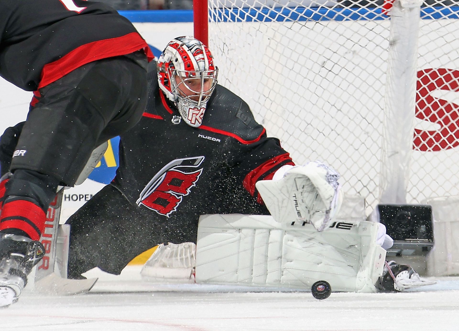 Pyotr Kochetkov, Carolina Hurricanes