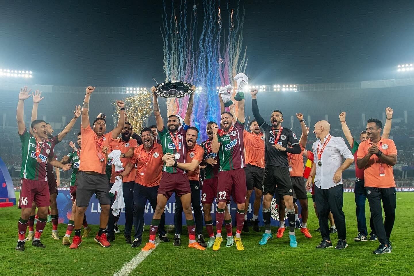 61,177 number of spectators reached the at the Salt Lake Stadium in Kolkata to support Mohan Bagan in the ISL winners shield (Image Credits:Mohun Bagan/X) 