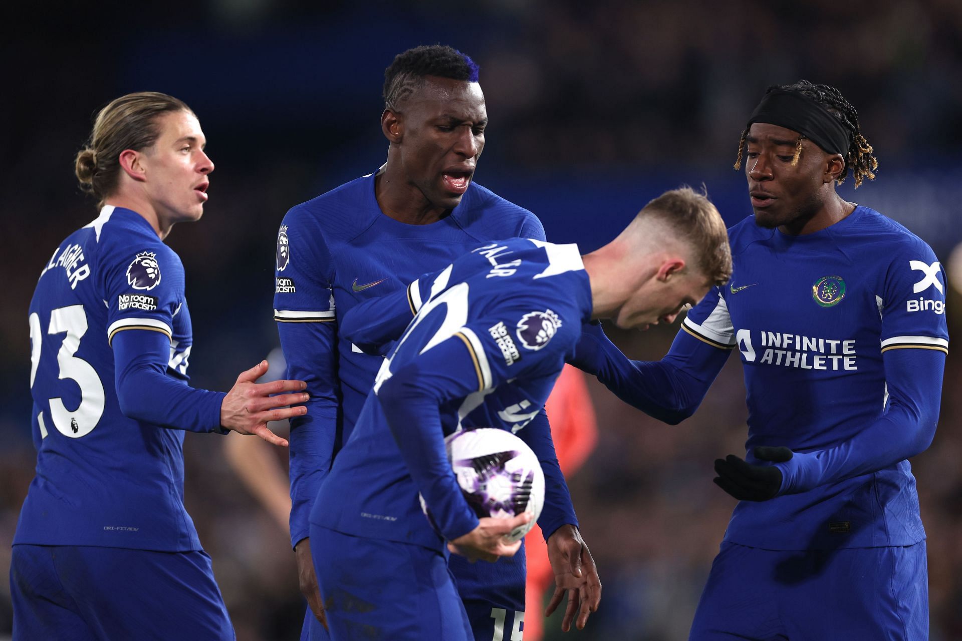 Noni Madueke, Cole Palmer and Nicholas Jackson argued over a spot-kick against Everton