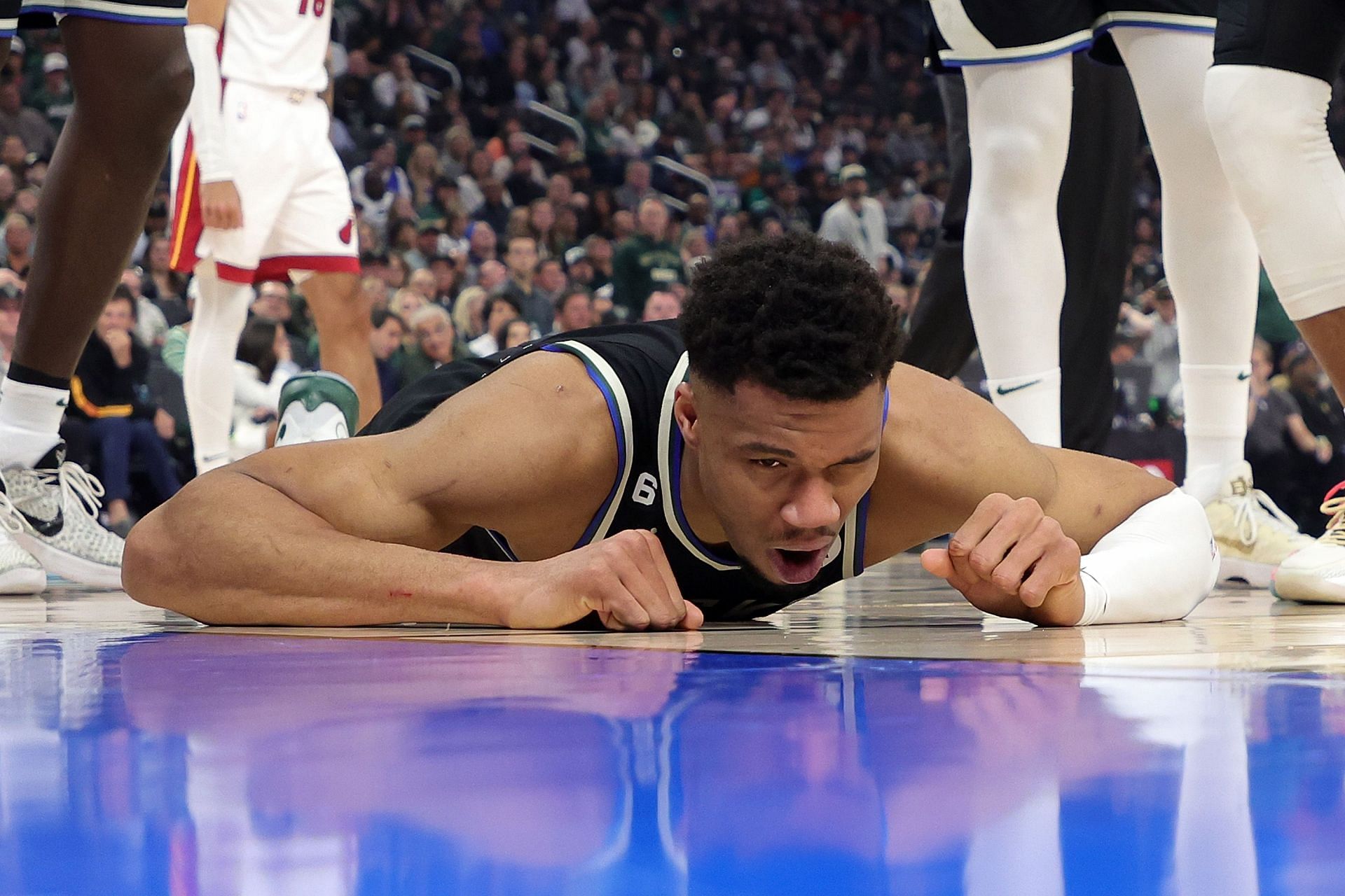 Giannis Antetokounmpo: Giannis Antetokounmpo Injury Update: Will 2x MVP ...