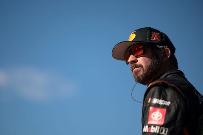 "It's clear as mud" - Martin Truex Jr. and Joey Logano grapple with unclear NASCAR restart rules ahead of Martinsville Cup race