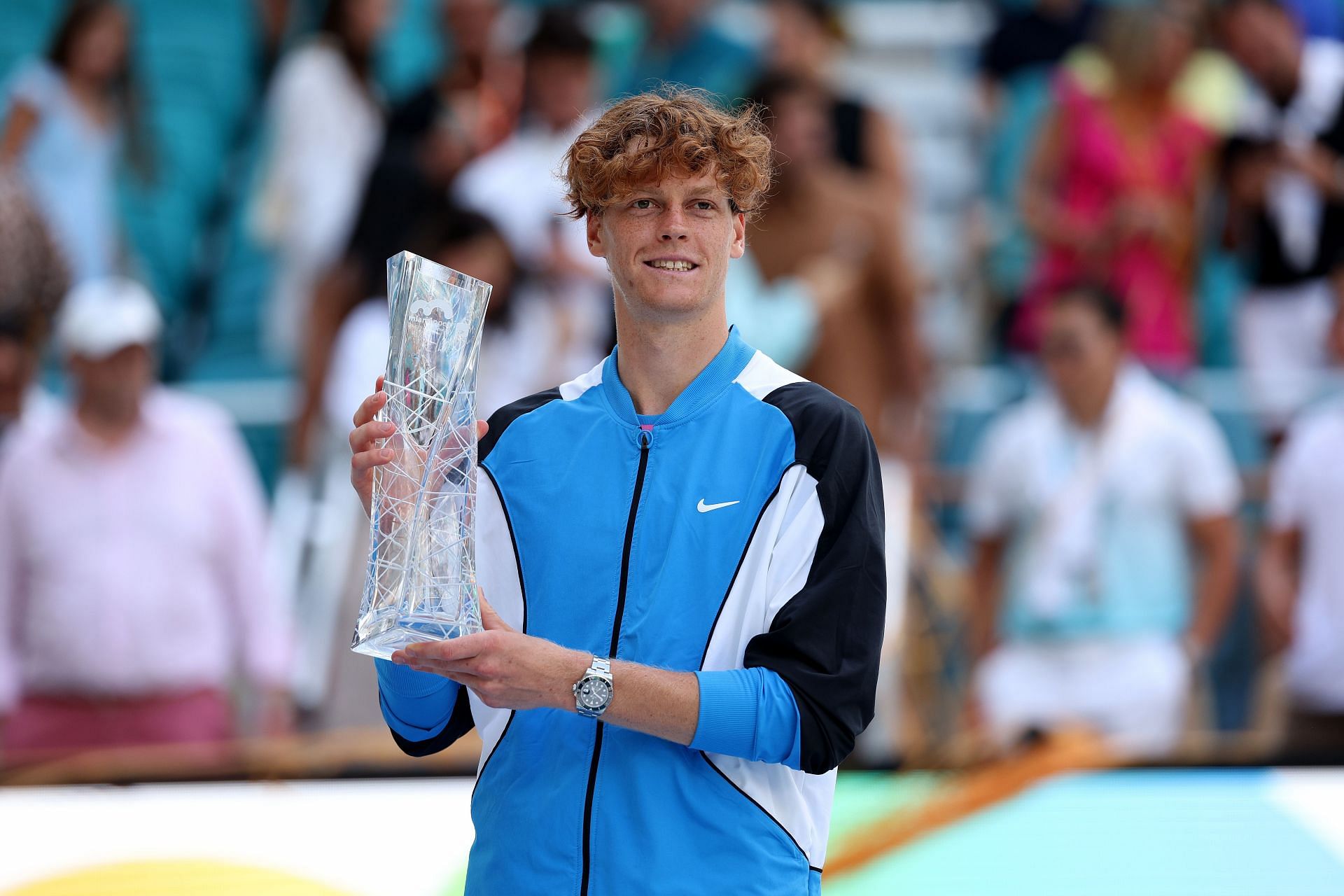 Jannik Sinner posing with the 2024 Miami Open trophy