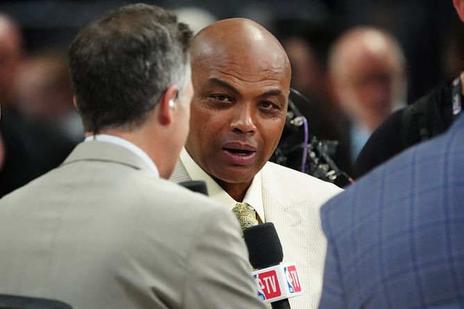"Your beach was dirty as hell" - Charles Barkley doubles down on Galveston remarks as viral pic emerges