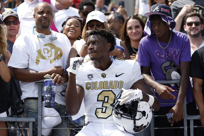 Top 10 Dylan Edwards memes that are cracking up the internet after transferring from Colorado to Kansas State