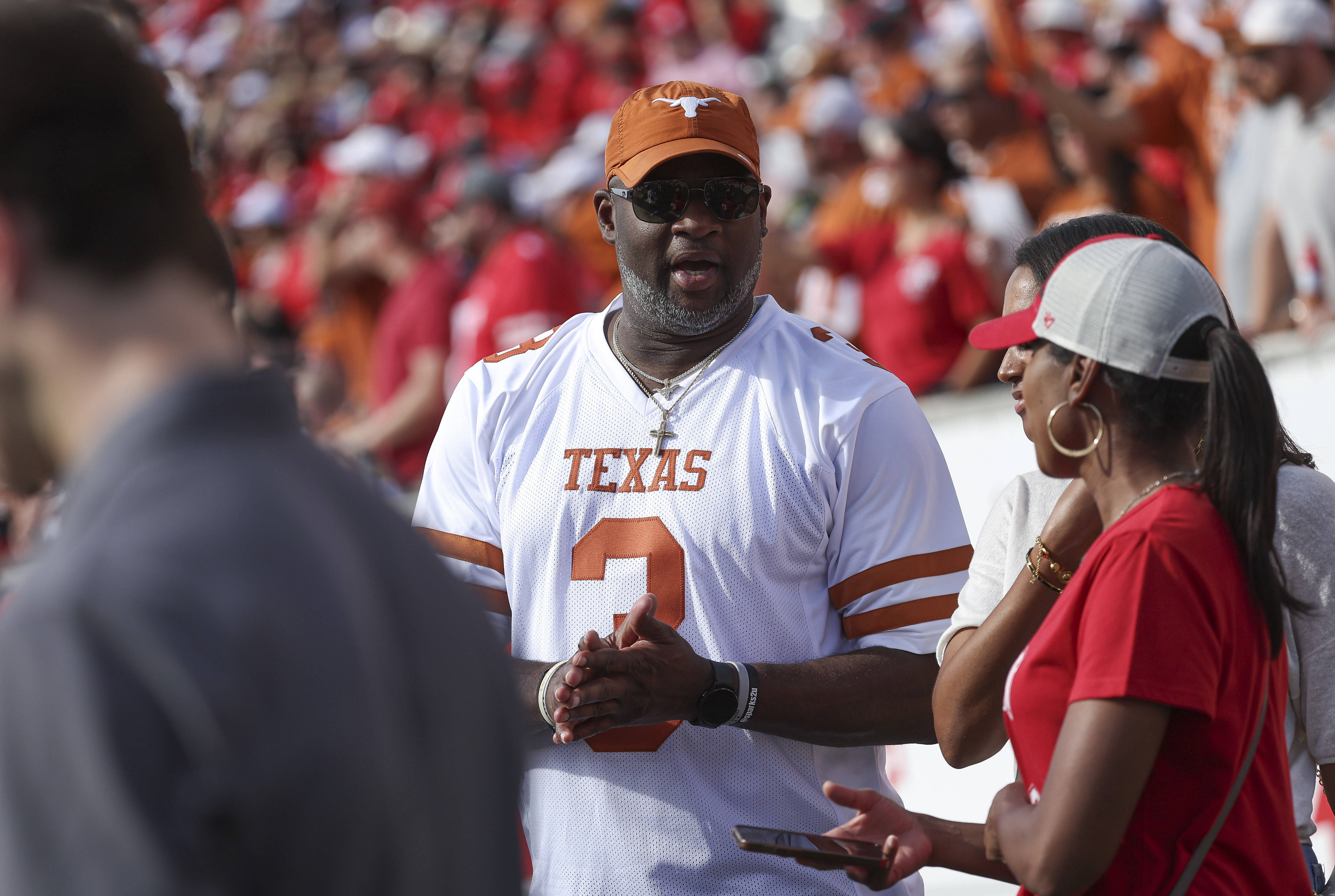 Former Texas QB Vince Young was the hero of Texas&#039;s last game against Michigan-- the 2005 Rose Bowl.