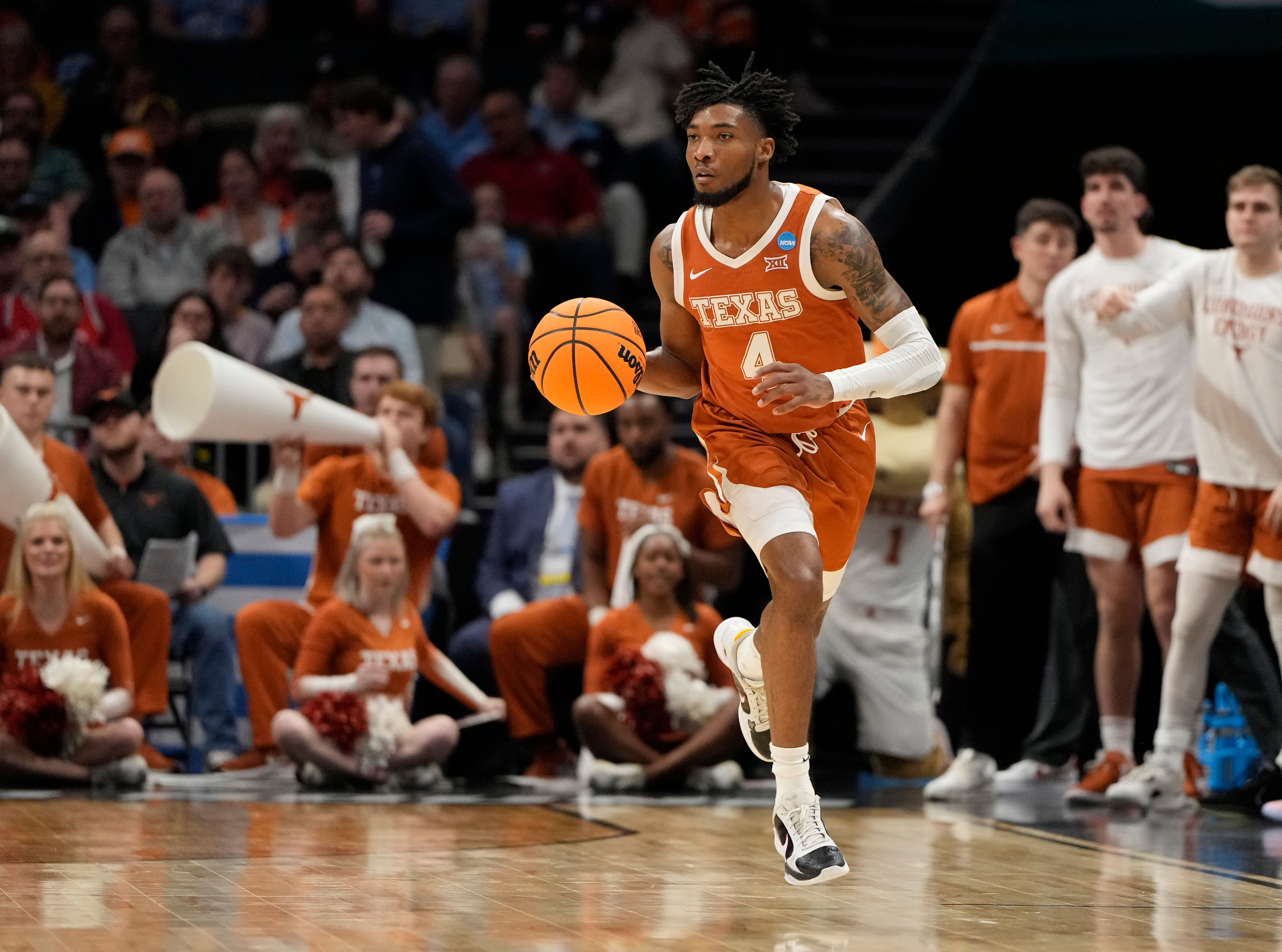 Tyrese Hunter averaged 11.1 points, 2.9 rebounds, 4.1 assists and 1.3 steals for Texas last season.