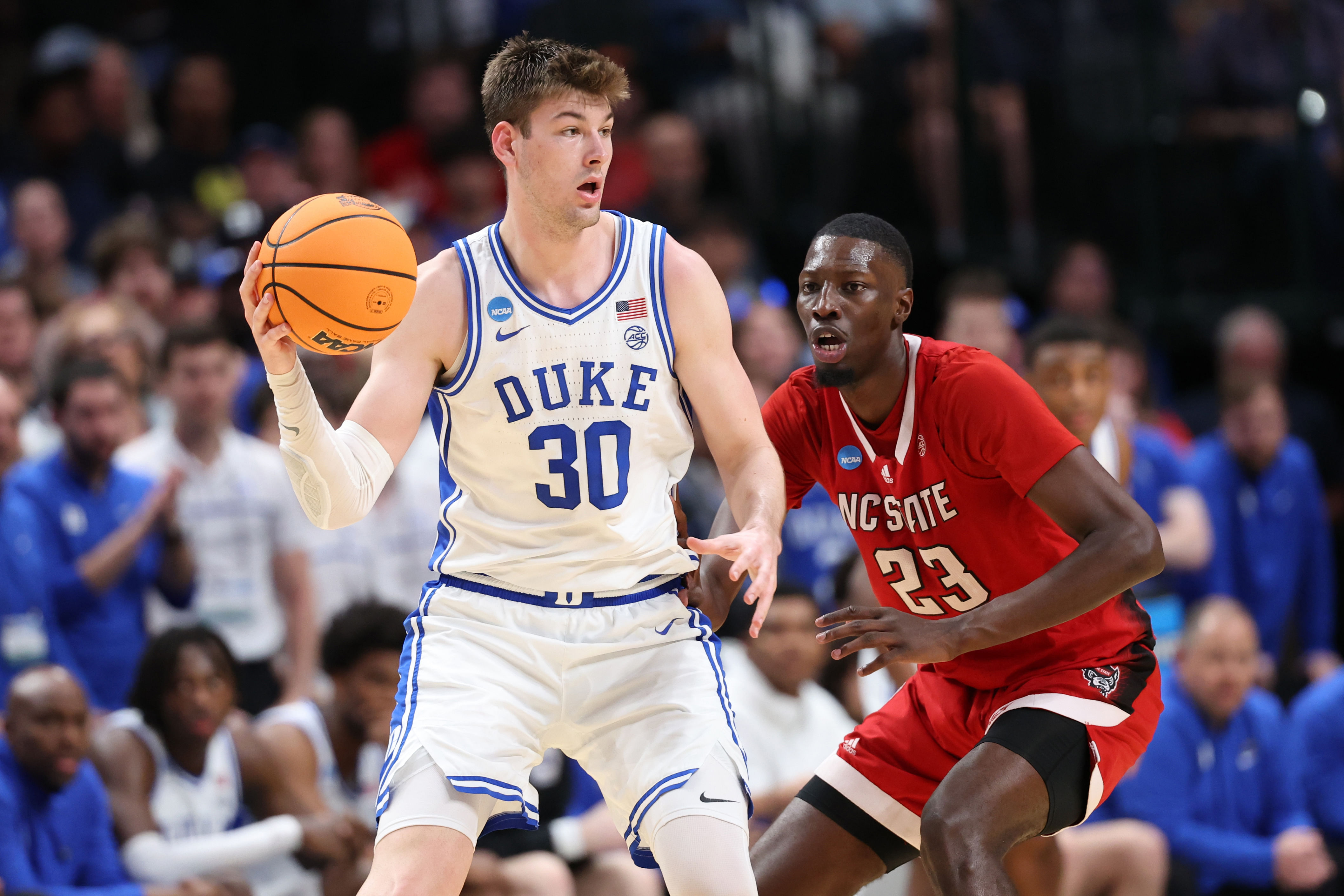 Kyle Filipowski declared himself for the draft after an excellent sophomore season with Duke, where he averaged 16.3 points and 8.3 rebounds per game.