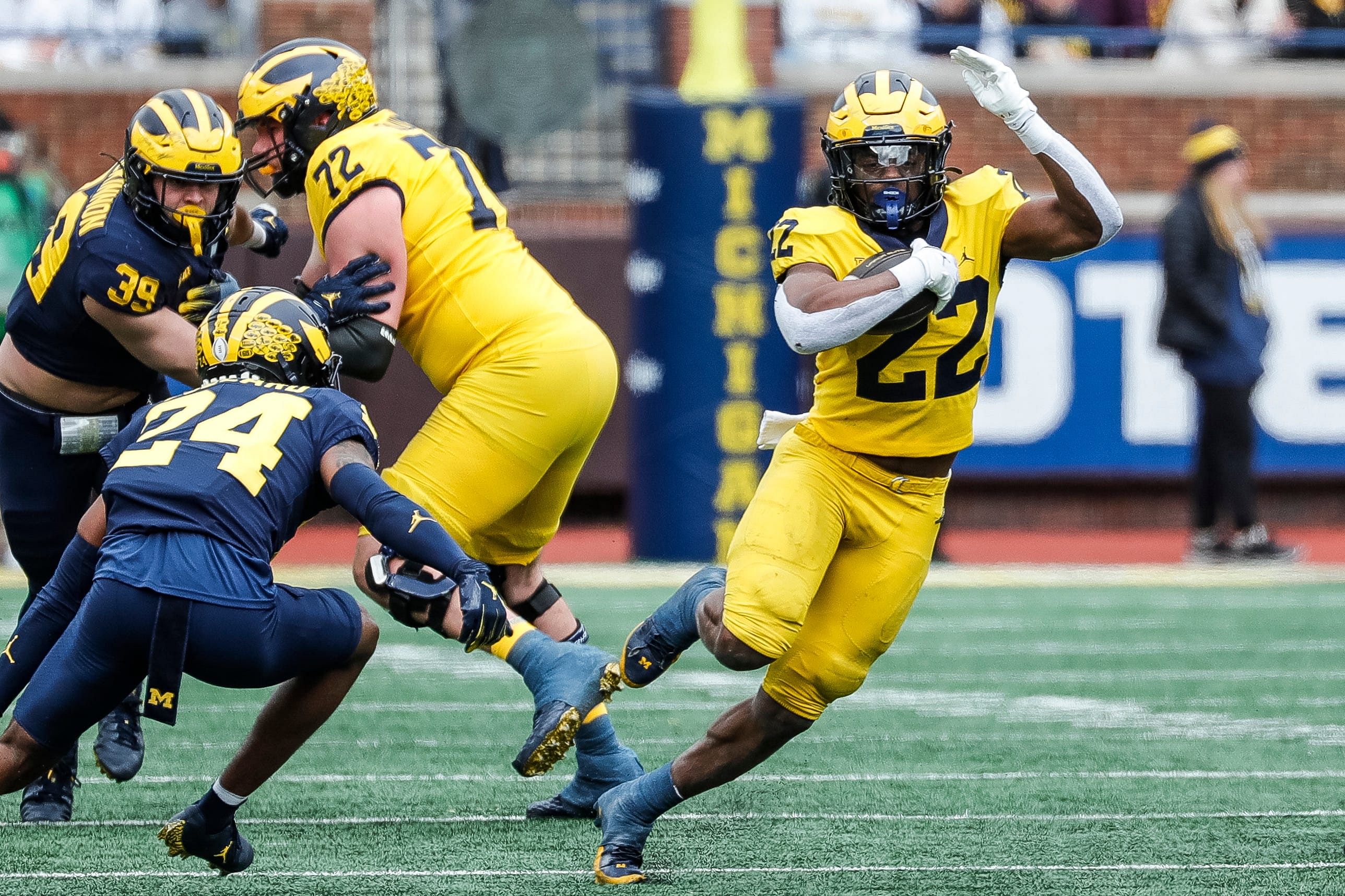 What was Michigan's spring game attendance in 2024? Taking a look at