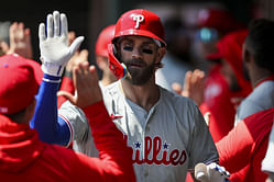 "Father Bryce does it again"; "Daddy's back" - Fans overjoyed as Bryce Harper recreates post-baby home run magic from 5 years ago