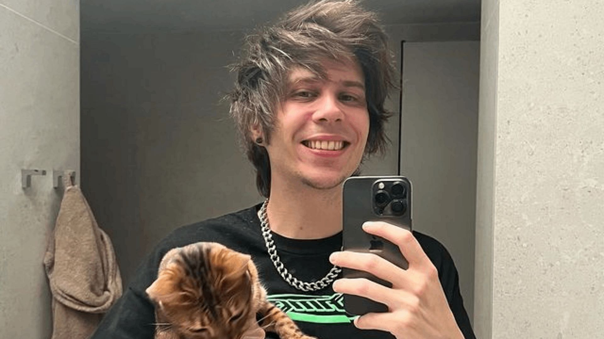 Rubius is a Spanish-speaking creator with over 14 million followers (Image via elrubiuswtf/Instagram)