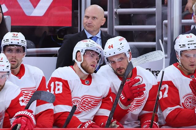 Detroit Red Wings v Chicago Blackhawks