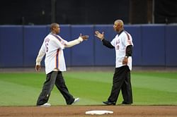 WATCH: Mets legend Darryl Strawberry returns to Citi Field for Doc Gooden's number retirement ceremony