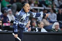 WATCH: Dawn Staley gives sneak peek to her "day care duty" from inside South Carolina locker room as players enjoy nap time