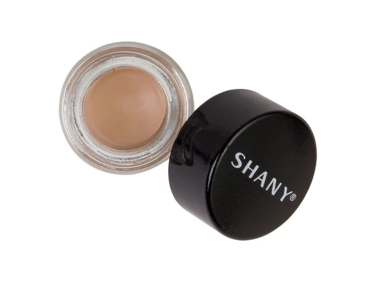 Shany lip primer (Image via Shany Cosmetics)